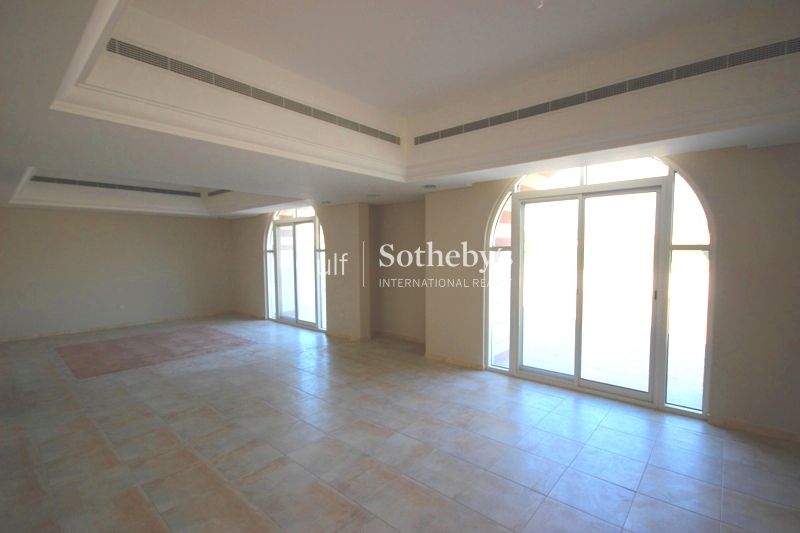 Opera Grand 2 Bed Fountain Views High Floor Er S 6983