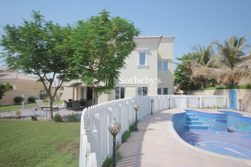 Alvorada 2-Large Plot With Pool-4br