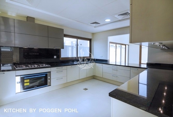 4 BR TH for Sale in Grand Views Meydan City