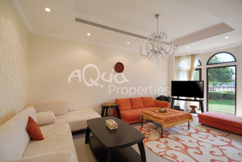 High Quality Beachfront Villa For Rent