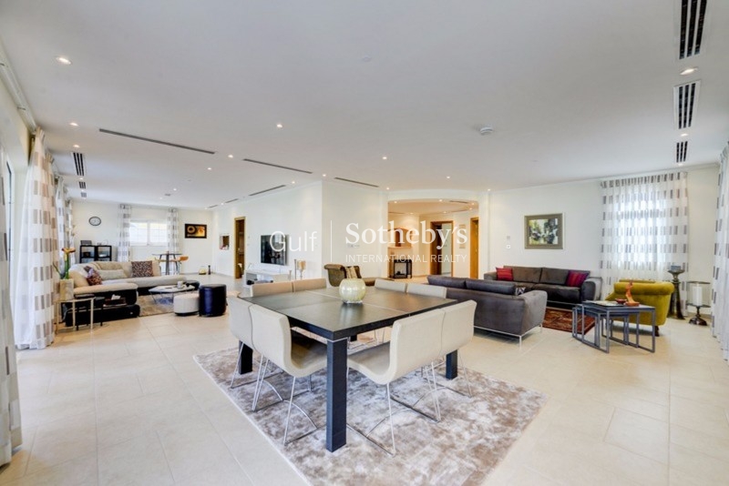 Available Mid Jan-1 Bed-Pool View-Great Price Er-R-5669
