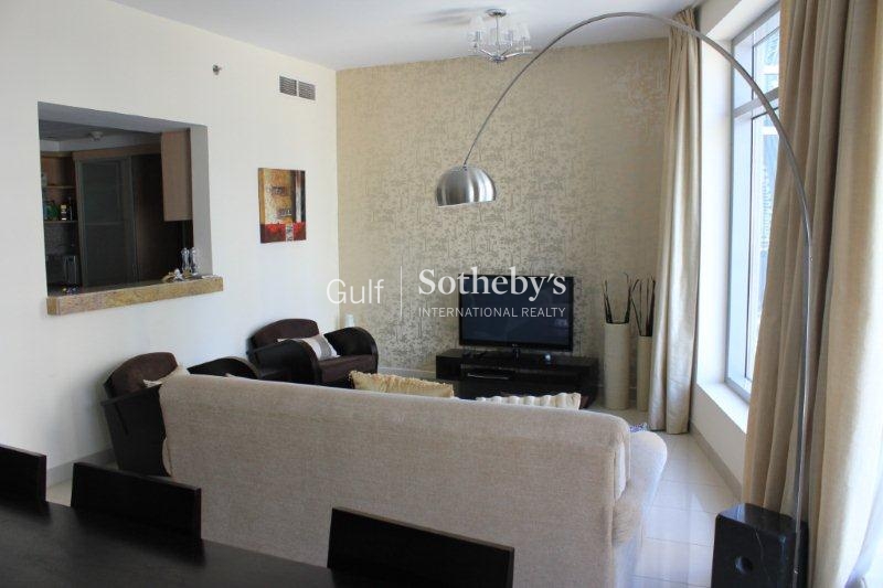One Bedroom Apartment In Park Island