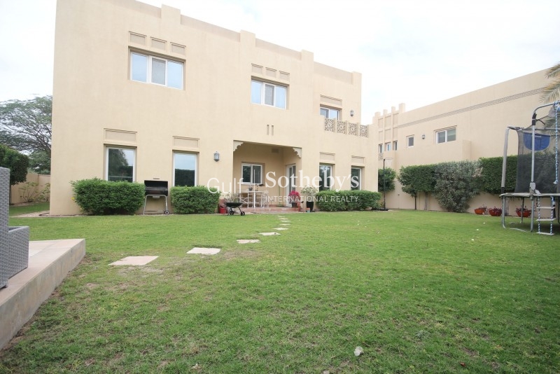 Type 14 Beautiful Quiet 4br Family Villa 