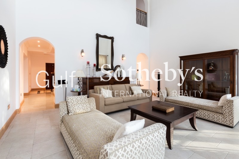 Tarragona Style, 5 Bed, Lime Tree Valley. Er R 10227