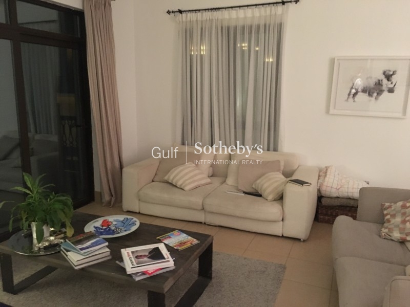 Burj Khalifa View Two Bedroom Old Town