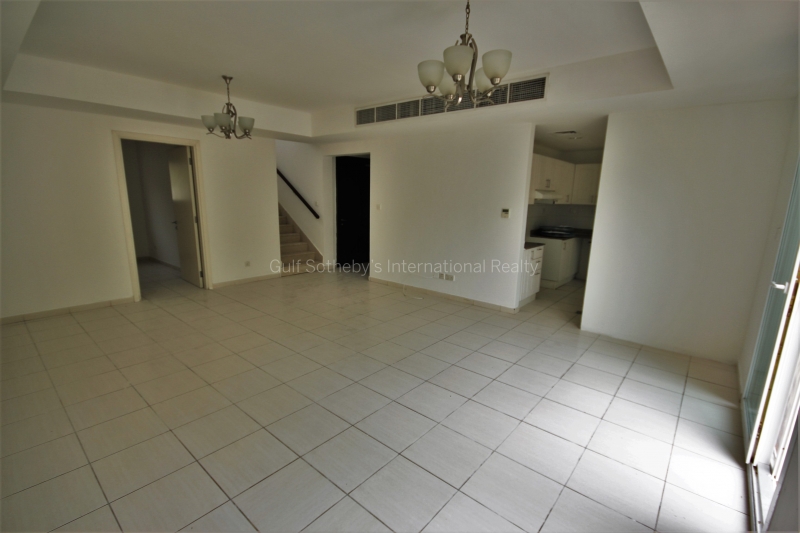 Best Deal Ever Up To 5 Cheques, Vacant Ready To Move In Er R 11456