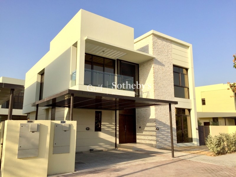 5 Bedroom Golf Community Silver Springs