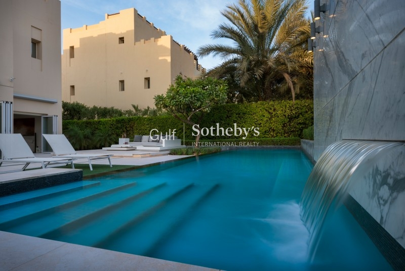 Vacant 6 Bedroom Emirates Hils Golf Course Villa Er S 7685