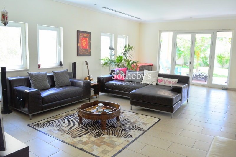 3 Bedroom Large Villa Regional Style 
