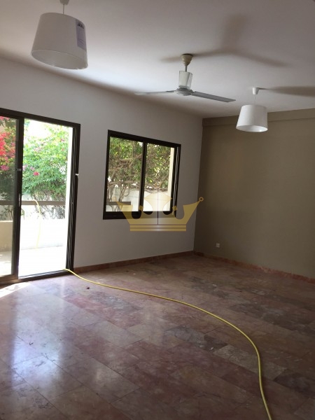 Exclusive Listing Immaculately Kept Atrium Entry Garden Home Villa-Palm Jumeirah Er S 2422