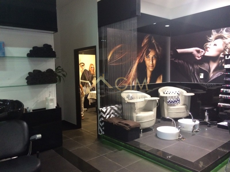 Well Running Profitable Ladies/gents Salon In Media City Ae