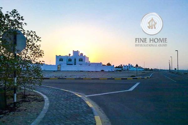 Office In Al Khaleej Al Arabi Street