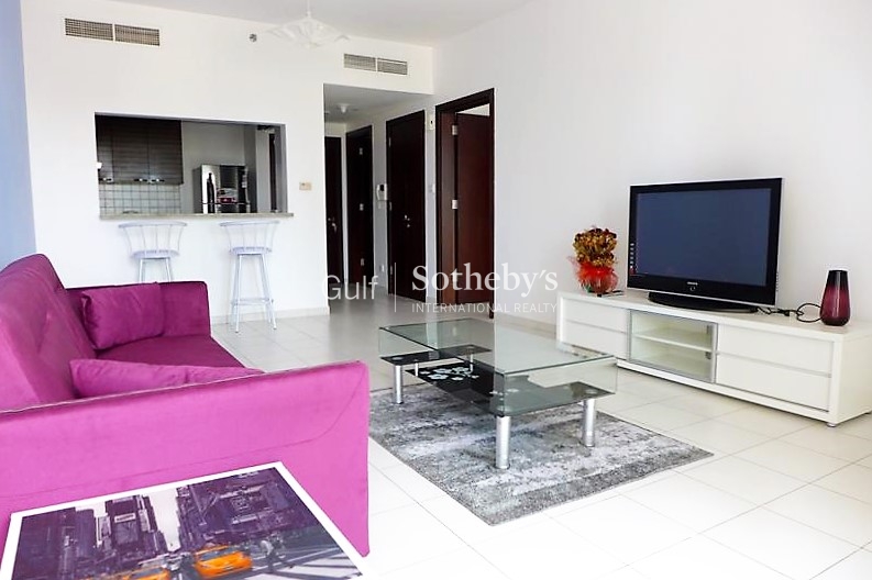 Spacious And Large 1 Bed With Sea View