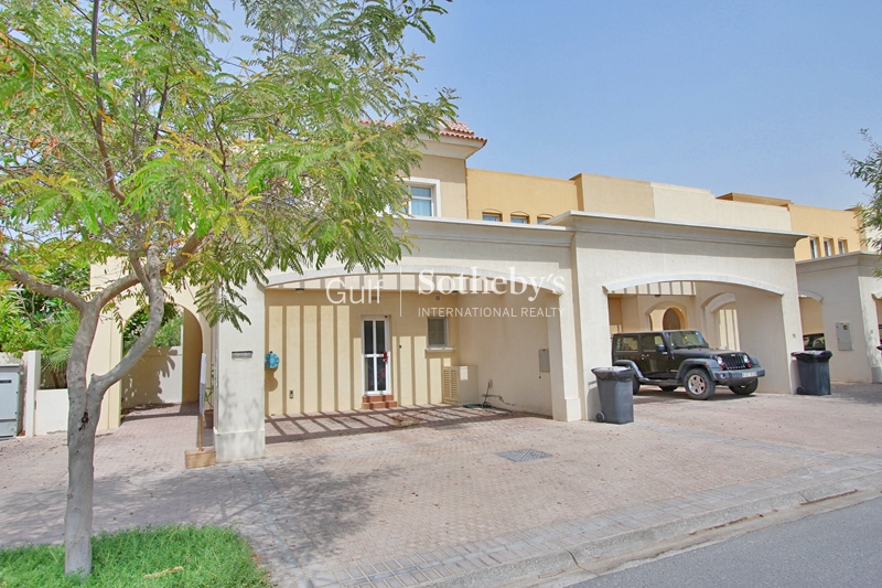 Well Maintained Fitted Office With Open Space