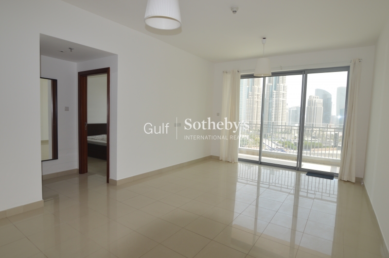 Opera And Fountain View-Vacant 1 Bedroom