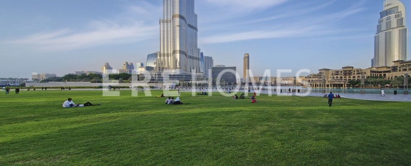 Very Rarely Available 2 Bedroom Apartment With Huge 2100 Sqft Garden Zanzabeel Old Town Dubai Er R 10154