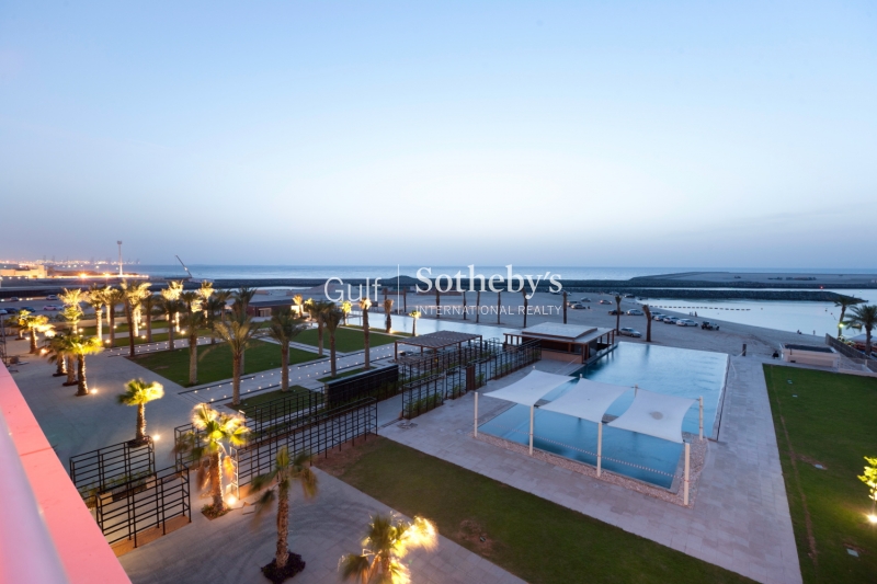 Large 2 Bed, Storage Room, High Floor, Executive Towers-Aed 145,000 Er R 13651