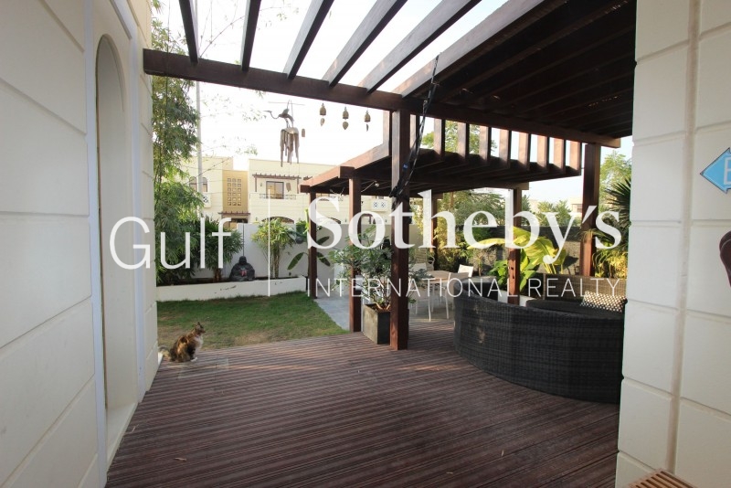 E-Type 2 Bedroom Plus Maid In Left Hand Side Of Shorelines Palm Jumeirah Er S 7191