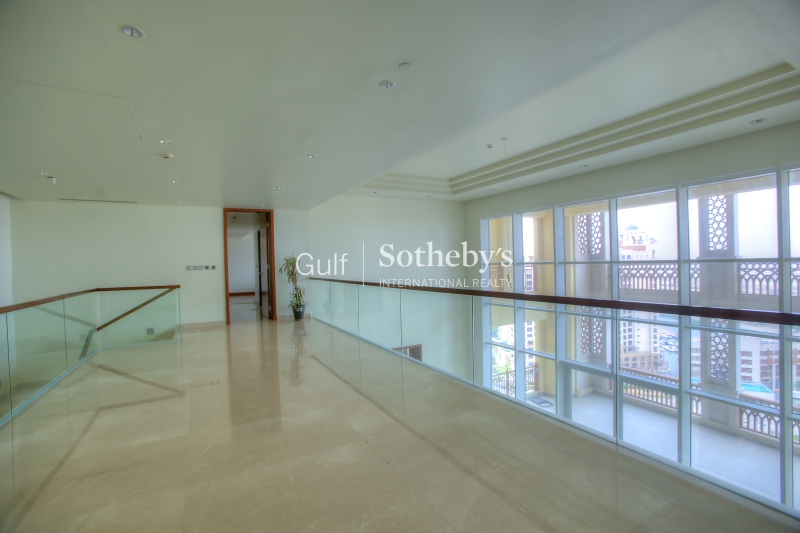 Luxurious-4 Bedroom-Duplex Penthouse