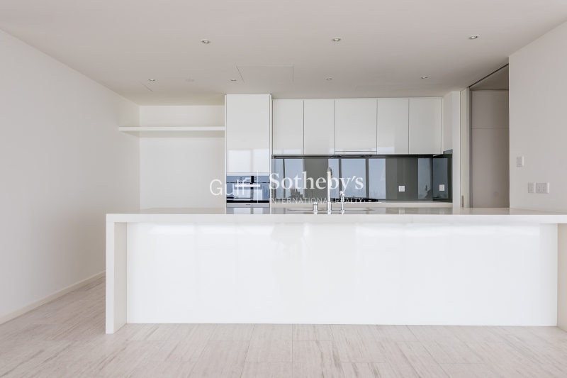 3 Bed Plus Maid And Terrace Khalifa View