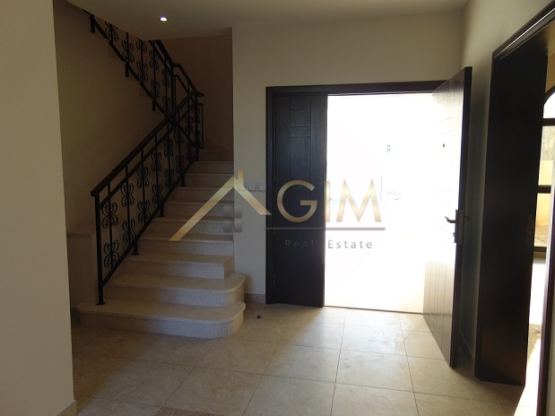 4br + Maid Corner Villa With A Huge Plot In Mudon