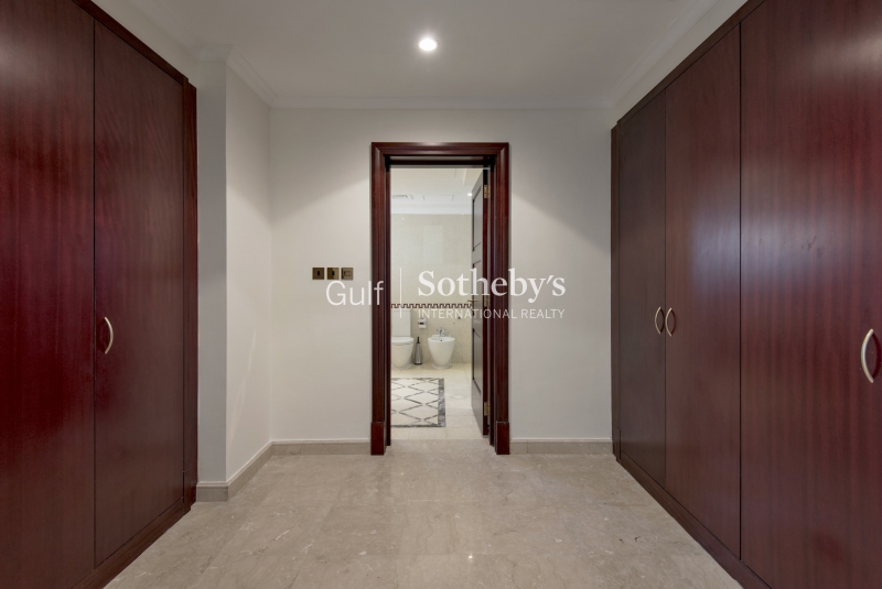 Spectacular Golf Course Views.. 2bed In Fairways East.. Best Layout