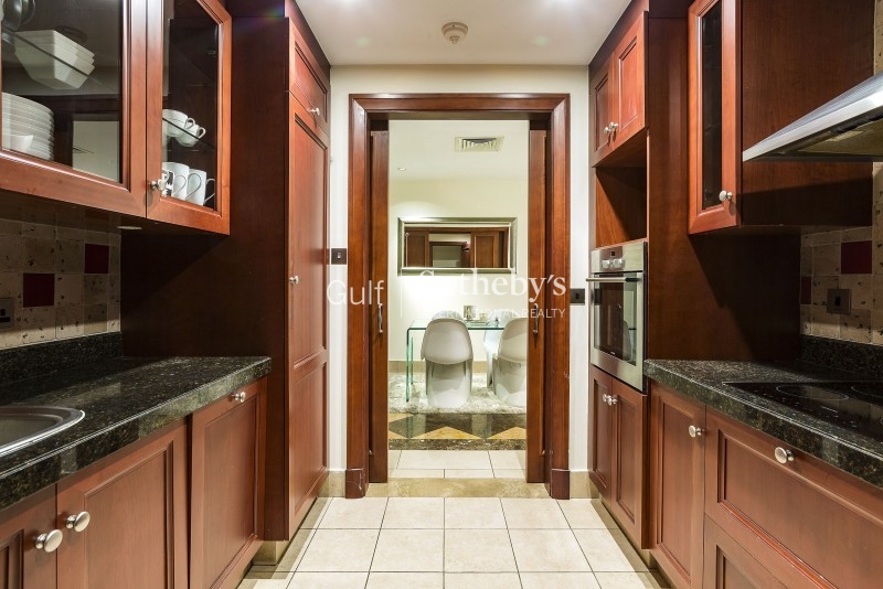 3 Bed + Maid'S Room For Sale In Sadaf 5, Vacant On Transfer With Sea Views. Er S 5162