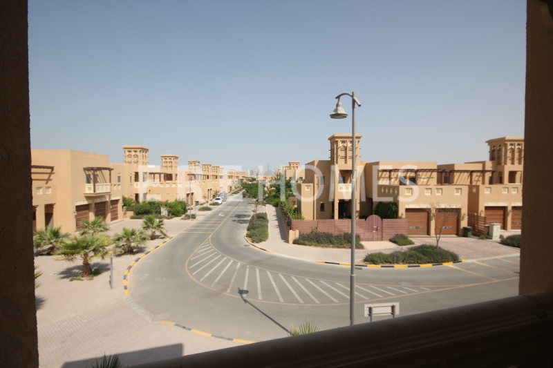 Upgraded One Bedroom Canal And Tecom Views Er S 7446