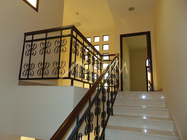 4BR + Maid Corner Villa with a huge plot in Mudon
