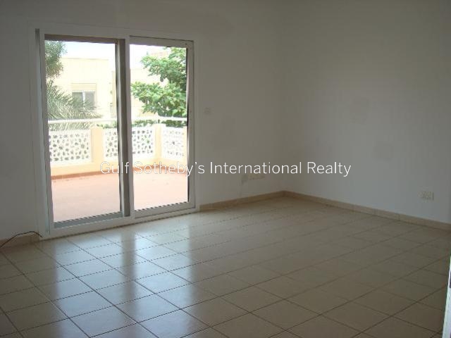 Meadows 5-4br-Back To Back Villa