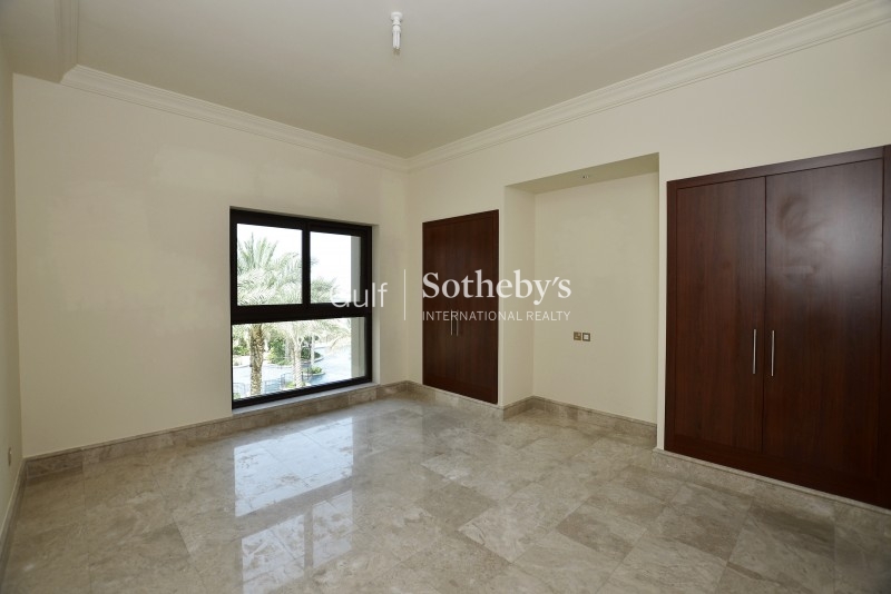 Luxury 5 Bed Villa With Pool And Golf Course Views Er R 15051