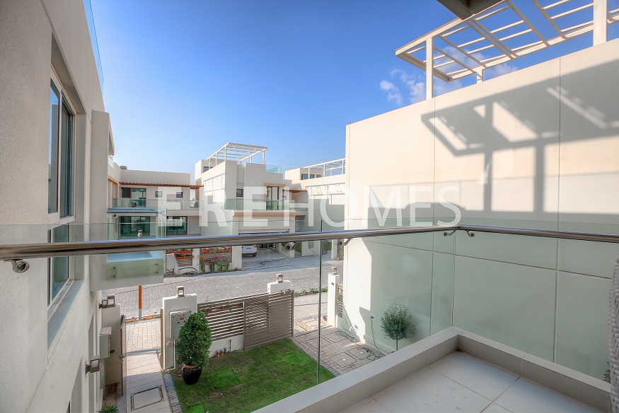 Brand New 2 Bed, Low Floor, 29 Boulevard, Downtown Er R 15130