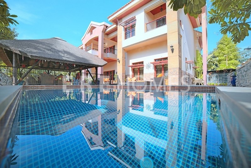 Fully Upgraded Luxury Mansion For Sale Er-S-6715
