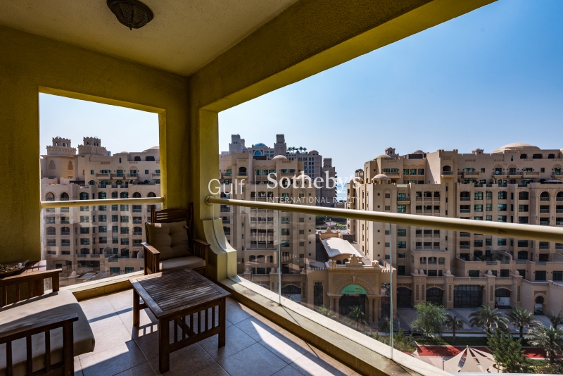 Exclusive High Floor 2 Bedroom Apartment