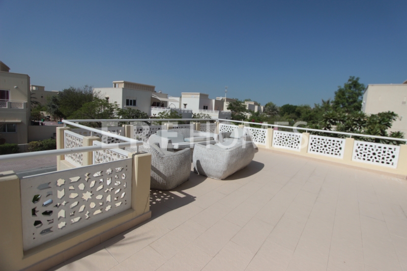 Type 5 , 3 Bed With Maids, Meadows 9 Pool, Upgraded Kitchen Er R 14510