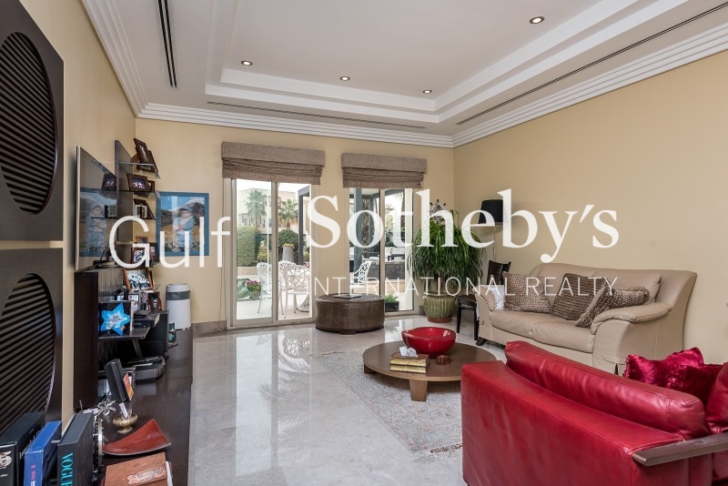 Brand New 2 Bed With Stunning Views Er R 11112
