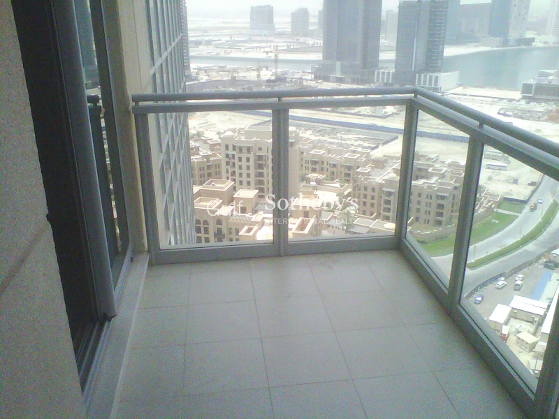 Spacious 2 Bedroom In Hamza Tower Sports City Available Now Er R 15395