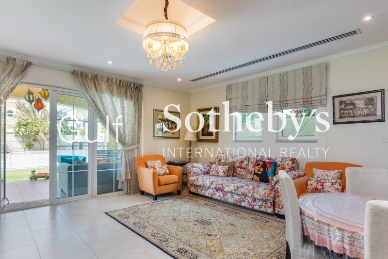 Stunning 2 Bed In Golf Tower, Views, Vacant Er R 14287
