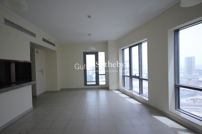 High Floor-One Bedroom-South Ridge 4