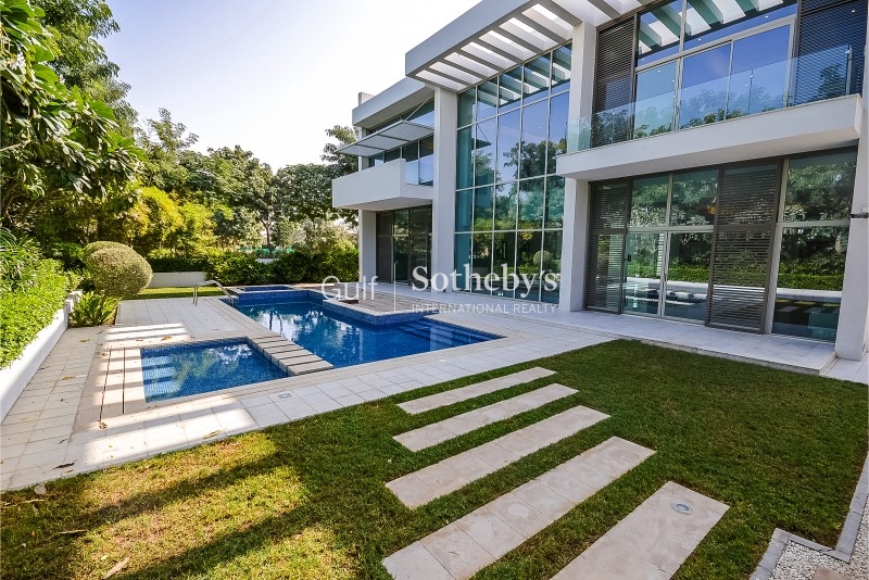 Special 6br Island Villa With Custom Pool