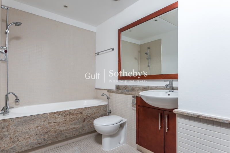 2 Bedroom Plus Study Golf Tower Golf Views Er S 8051