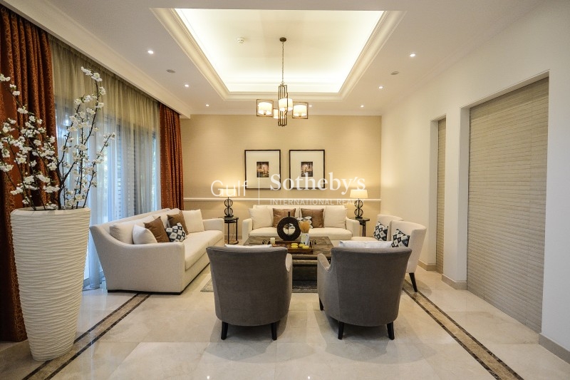 Large Plot Mediterranean 4 Bedroom