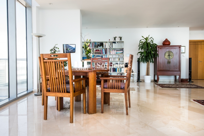 Four Bedroom Trident Full Sea View Vot