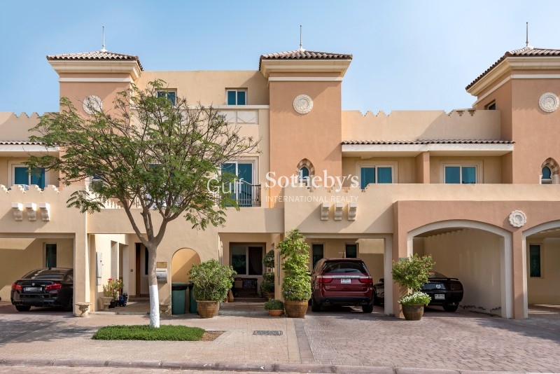 Best Priced 4 Bedroom Townhouse Type 2