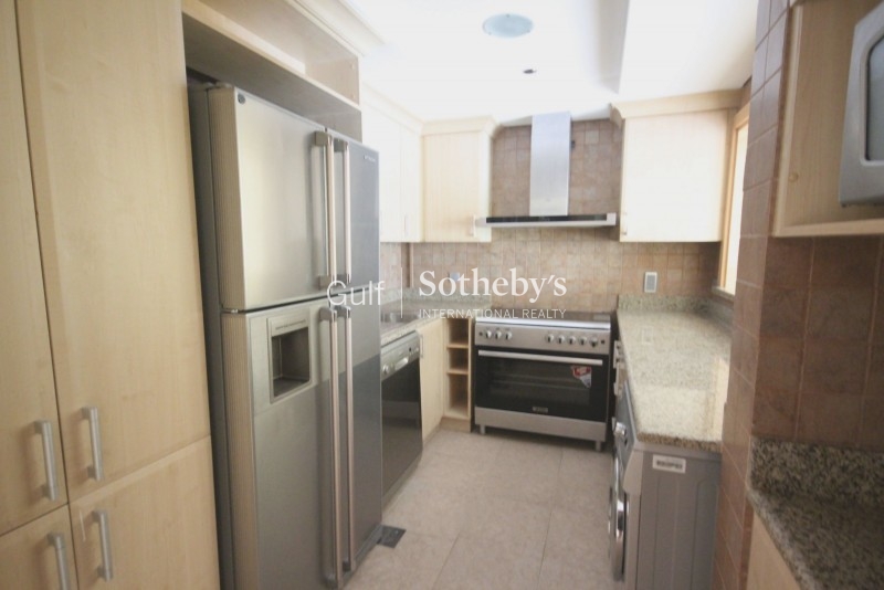 Sea Side E-Type Appliances Included 2br