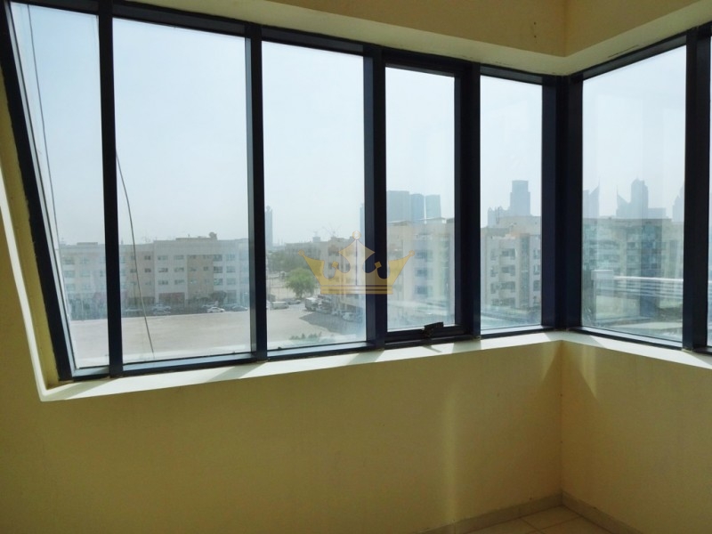 One Bedroom In Al Mina Rd Bur Dubai, 4chqs