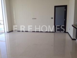 Tiara Residences Available Now High Floor 1 Bedroom Property With Full Sea View Er R 11812