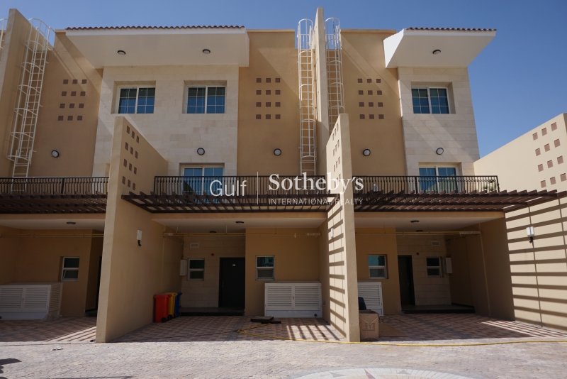 Available Now Furnished 2 Bedroom Fairmont Vacant Now Viewing Is A Must Er R 11898