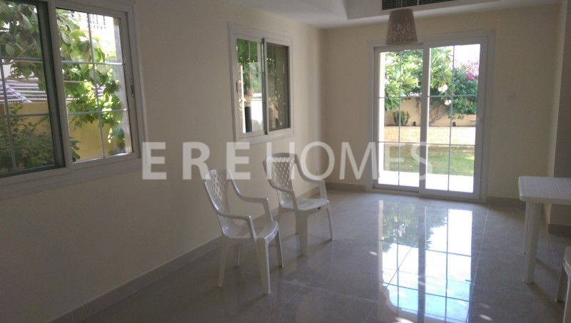Canal Cove Villa-Vacant With Sea View-Er-S-1992