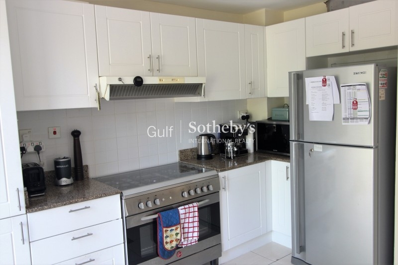 Newly Refurnished Type 10 Villa, Meadows 2, 5 Bedrooms, New Landscaped Garden, Available Now Er R 9482